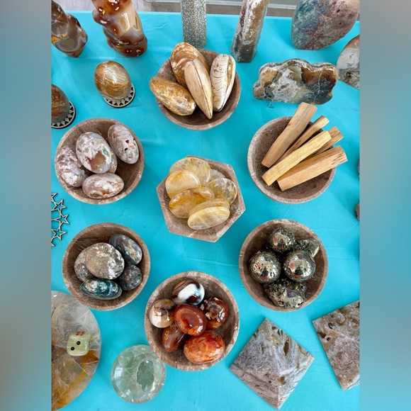 UNLISTED (FINAL SALE) - Picture 4 of 15